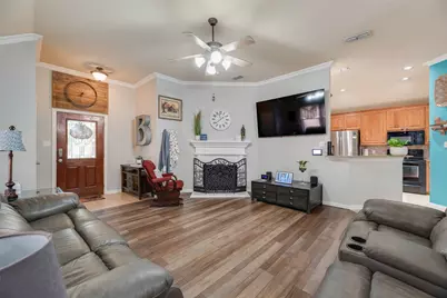 9032 Racquet Club Drive, Fort Worth, TX 76120 - Photo 6