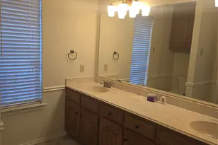 108 Tara Cir, Lancaster, TX 75146 - Photo 10