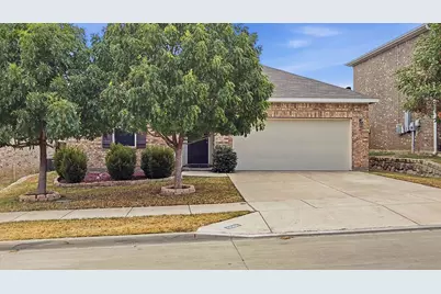 5401 Stone Meadow Lane, Fort Worth, TX 76179 - Photo 2