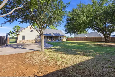 207 Dennis Road, Lipan, TX 76462 - Photo 32