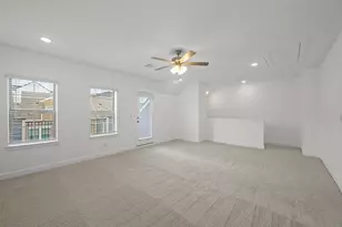 1047 Manacor Ln, Dallas, TX 75212 - Photo 30