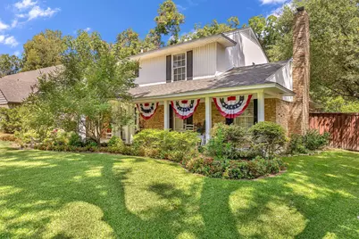 9908 Robin Hill Lane, Dallas, TX 75238 - Photo 16