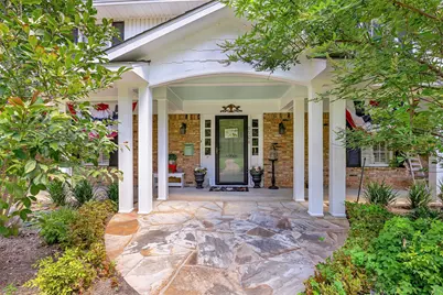 9908 Robin Hill Lane, Dallas, TX 75238 - Photo 20