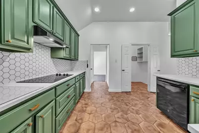 4533 Summerbrook Circle, Fort Worth, TX 76137 - Photo 2