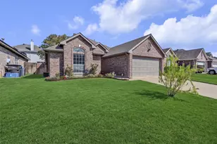 4533 Summerbrook Cir, Fort Worth, TX 76137 - Photo 1