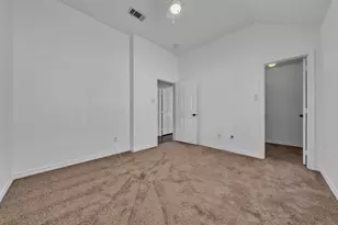 4533 Summerbrook Cir, Fort Worth, TX 76137 - Photo 32