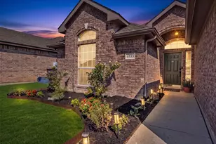 4533 Summerbrook Cir, Fort Worth, TX 76137 - Photo 6