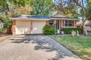 13508 Challaburton Dr, Farmers Branch, TX 75234 - Photo 2