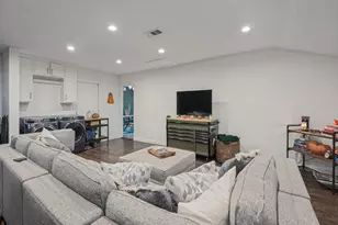 13508 Challaburton Dr, Farmers Branch, TX 75234 - Photo 16