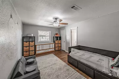 7008 Smithfield Road, North Richland Hills, TX 76182 - Photo 14