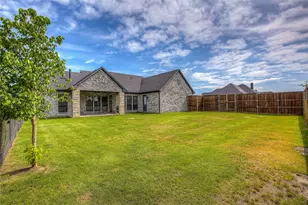 1025 Sinopa St, Caddo Mills, TX 75135 - Photo 18