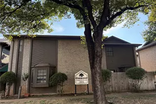 1915 S 10th St, Waco, TX 76706 - Photo 24