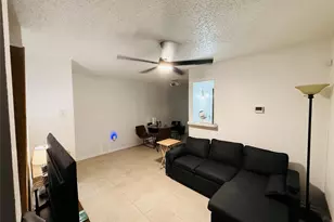 1915 S 10th St, Waco, TX 76706 - Photo 10