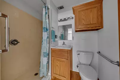 305 Walker Street, Glen Rose, TX 76043 - Photo 10