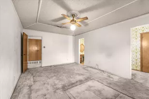 1007 Field Crest Ct, Arlington, TX 76012 - Photo 14
