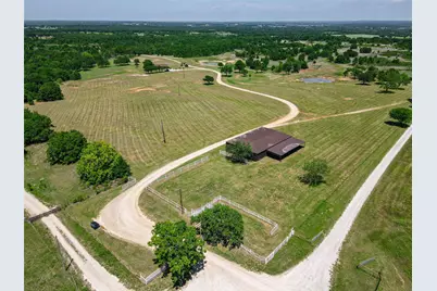 2043 Huddleston Road, Sunset, TX 76270 - Photo 2