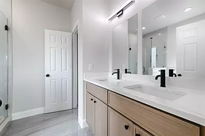 210 Mineral Wells Street #B, Terrell, TX 75160 - Photo 14