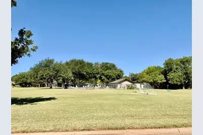 1410 Tanglewood Road, Abilene, TX 79605 - Photo 40