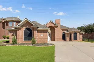 3115 Sandcastle Trail, Arlington, TX 76012 - Photo 1