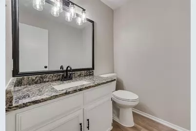 105 Wildwood Court, Grapevine, TX 76051 - Photo 14
