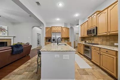 2723 Ponce De Leon, Grand Prairie, TX 75054 - Photo 14