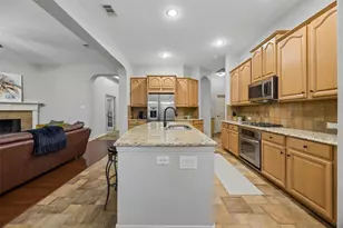 2723 Ponce De Leon, Grand Prairie, TX 75054 - Photo 14