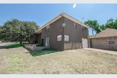5439 Pershing Avenue, Fort Worth, TX 76107 - Photo 4