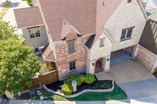 2624 Grail Maiden Ct, Lewisville, TX 75056 - Photo 4