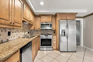 424 W Sears St, Denison, TX 75020 - Photo 12