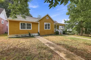 424 W Sears St, Denison, TX 75020 - Photo 2