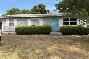 307 Parker Ln, Whitesboro, TX 76273 - Photo 2