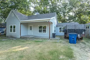 1106 N McKinney St, Ennis, TX 75119 - Photo 2