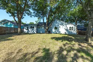 1106 N McKinney St, Ennis, TX 75119 - Photo 26