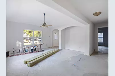 1106 N McKinney Street, Ennis, TX 75119 - Photo 10
