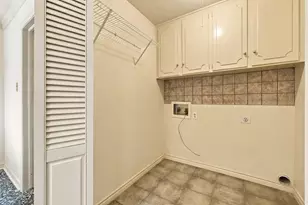 9639 Brentgate Dr, Dallas, TX 75238 - Photo 8