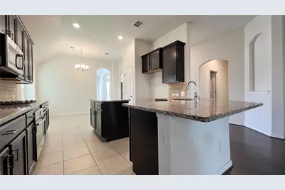 14816 Rocky Face Lane, Fort Worth, TX 76052 - Photo 10