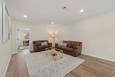 101 Myers Avenue, Cleburne, TX 76033 - Photo 12