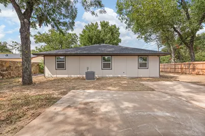 101 Myers Avenue, Cleburne, TX 76033 - Photo 32