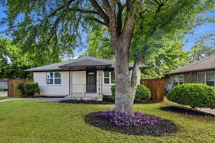 523 Martinique Ave, Dallas, TX 75223 - Photo 2