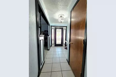 4620 Starlight Drive, Haltom City, TX 76117 - Photo 4