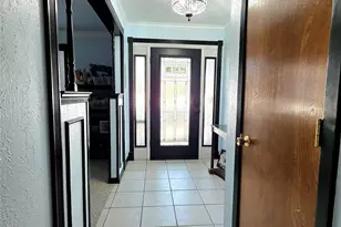 4620 Starlight Dr, Haltom City, TX 76117 - Photo 4