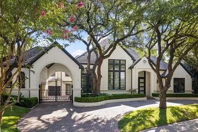 17632 Harbord Oaks Circle, Dallas, TX 75252 - Photo 2
