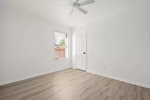 9300 Rhoni Ct, Fort Worth, TX 76140 - Photo 16