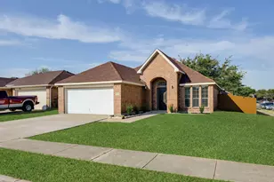 9300 Rhoni Ct, Fort Worth, TX 76140 - Photo 2