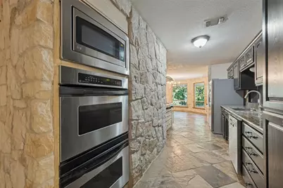 2821 Buffalo Court, Arlington, TX 76013 - Photo 12