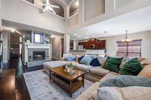 8753 Cherry Lee Ln, Lantana, TX 76226 - Photo 6