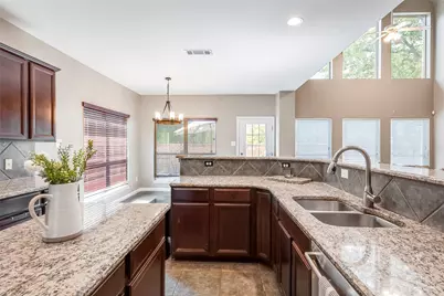 8753 Cherry Lee Lane, Lantana, TX 76226 - Photo 8