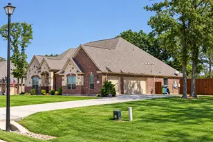 107 Willow Oak Dr, Krugerville, TX 76227 - Photo 6
