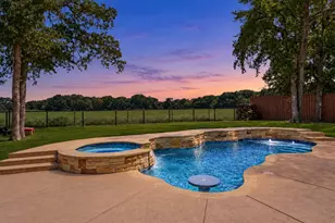 107 Willow Oak Dr, Krugerville, TX 76227 - Photo 2