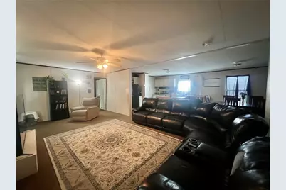 806 S 3rd Street #6, Grandview, TX 76050 - Photo 10